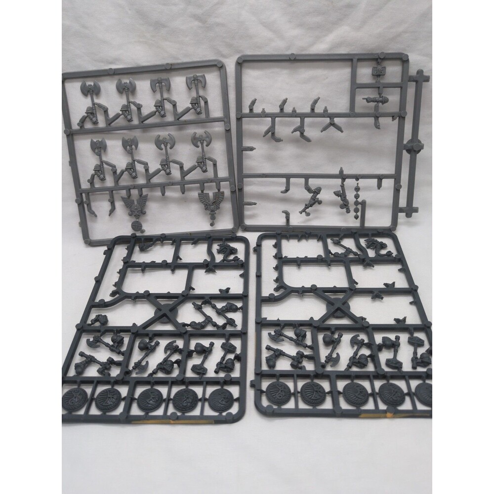 Warhammer Fantasy Dwarf Bits And Pieces